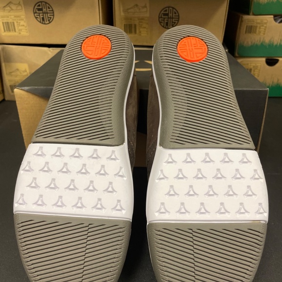 Plae shoes main image 4